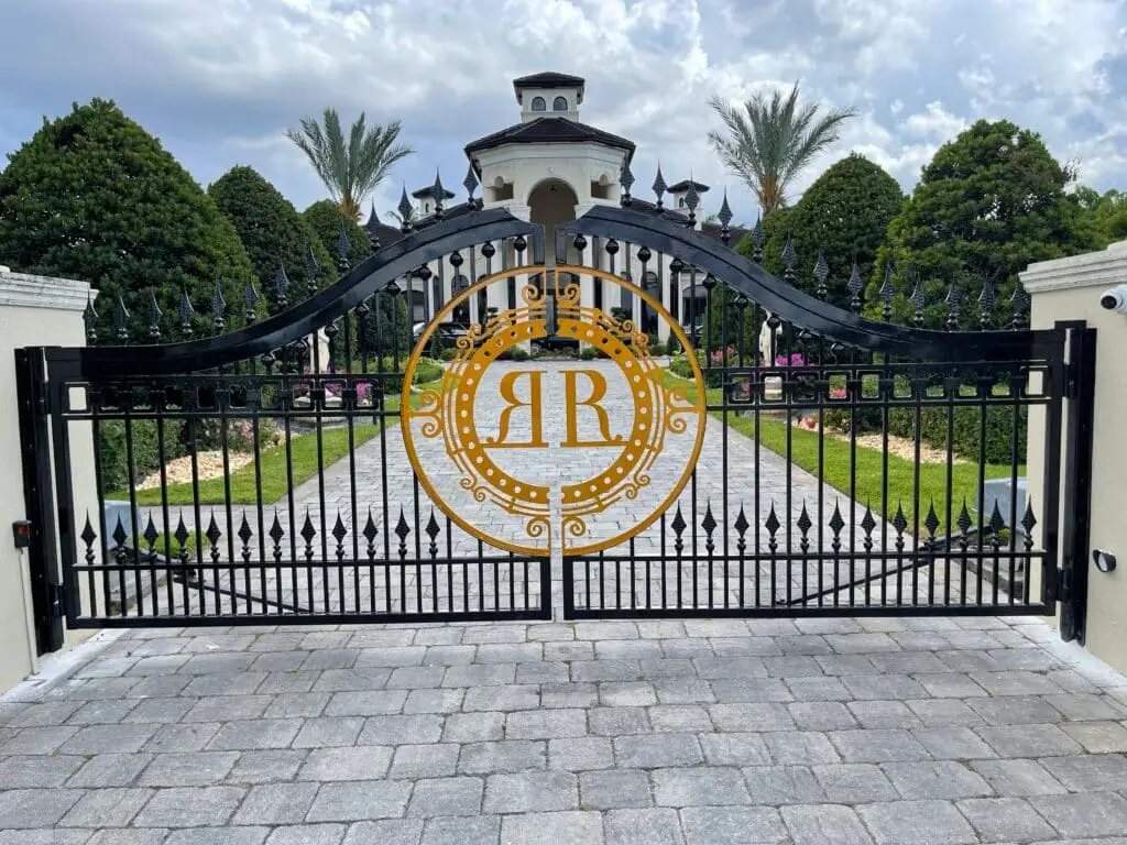 Iron gates Canton, GA